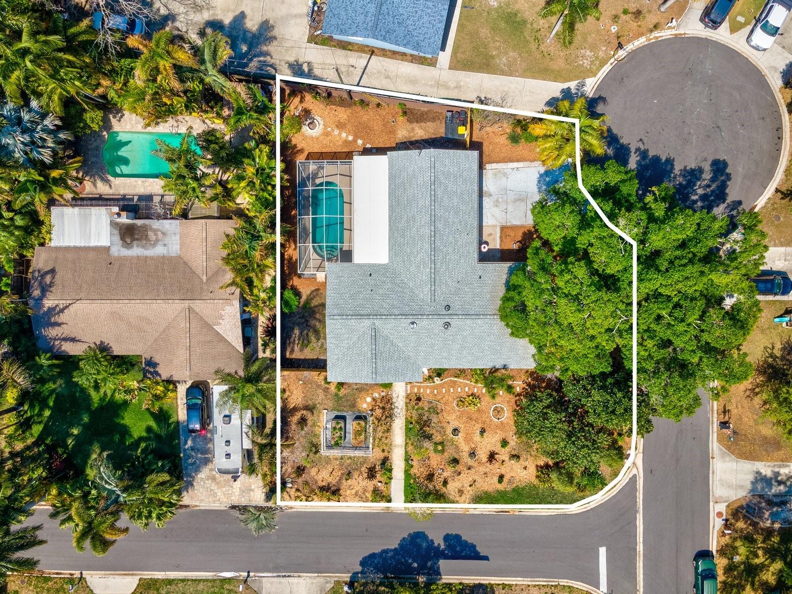 Image 18 of 25 For 2086 Lakewood Drive