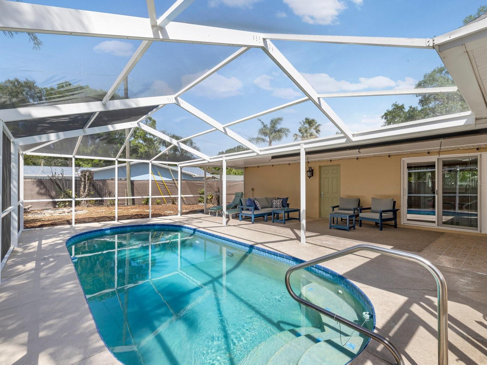 Image 2 of 25 For 2086 Lakewood Drive