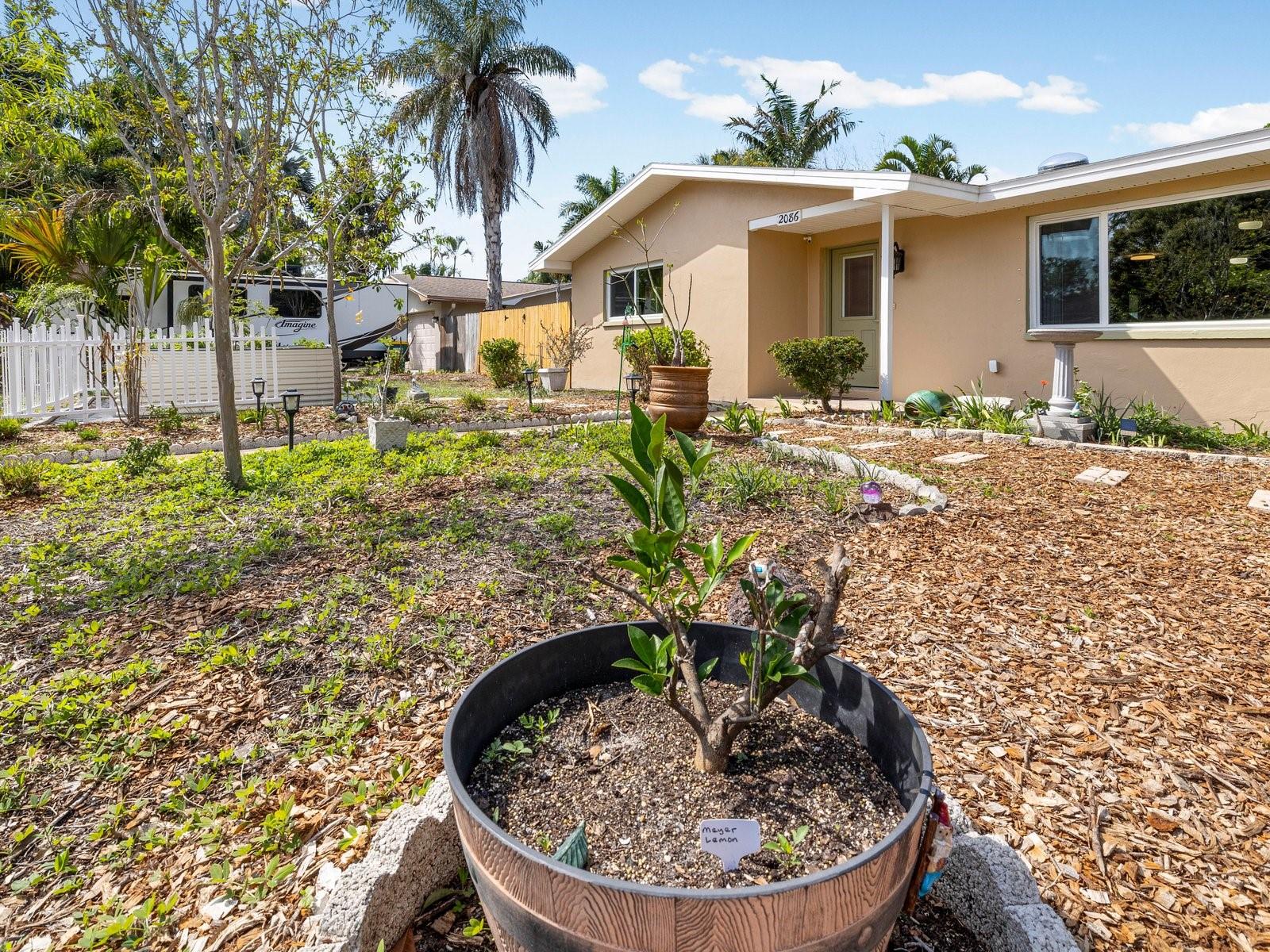 Image 23 of 25 For 2086 Lakewood Drive