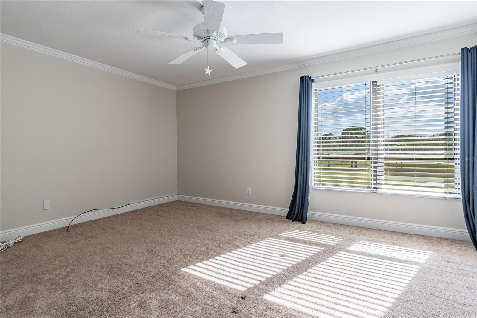 Image 18 of 42 For 13618 Greenfield  305