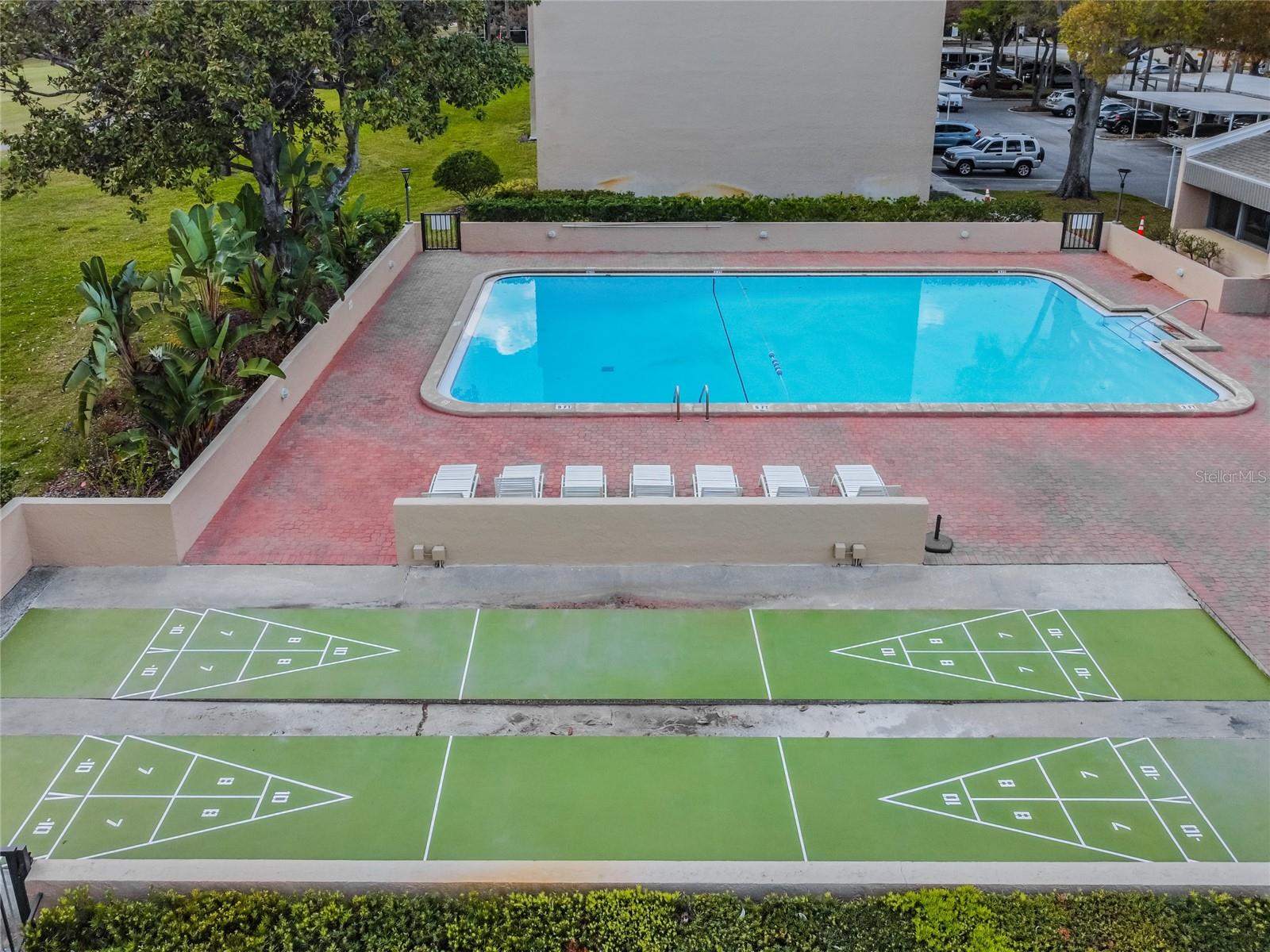 Image 35 of 42 For 13618 Greenfield  305