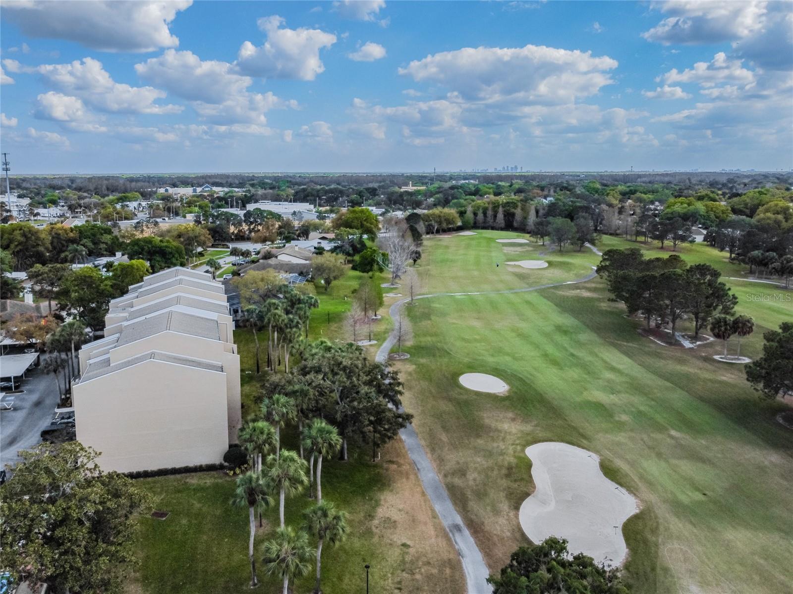 Image 39 of 42 For 13618 Greenfield  305