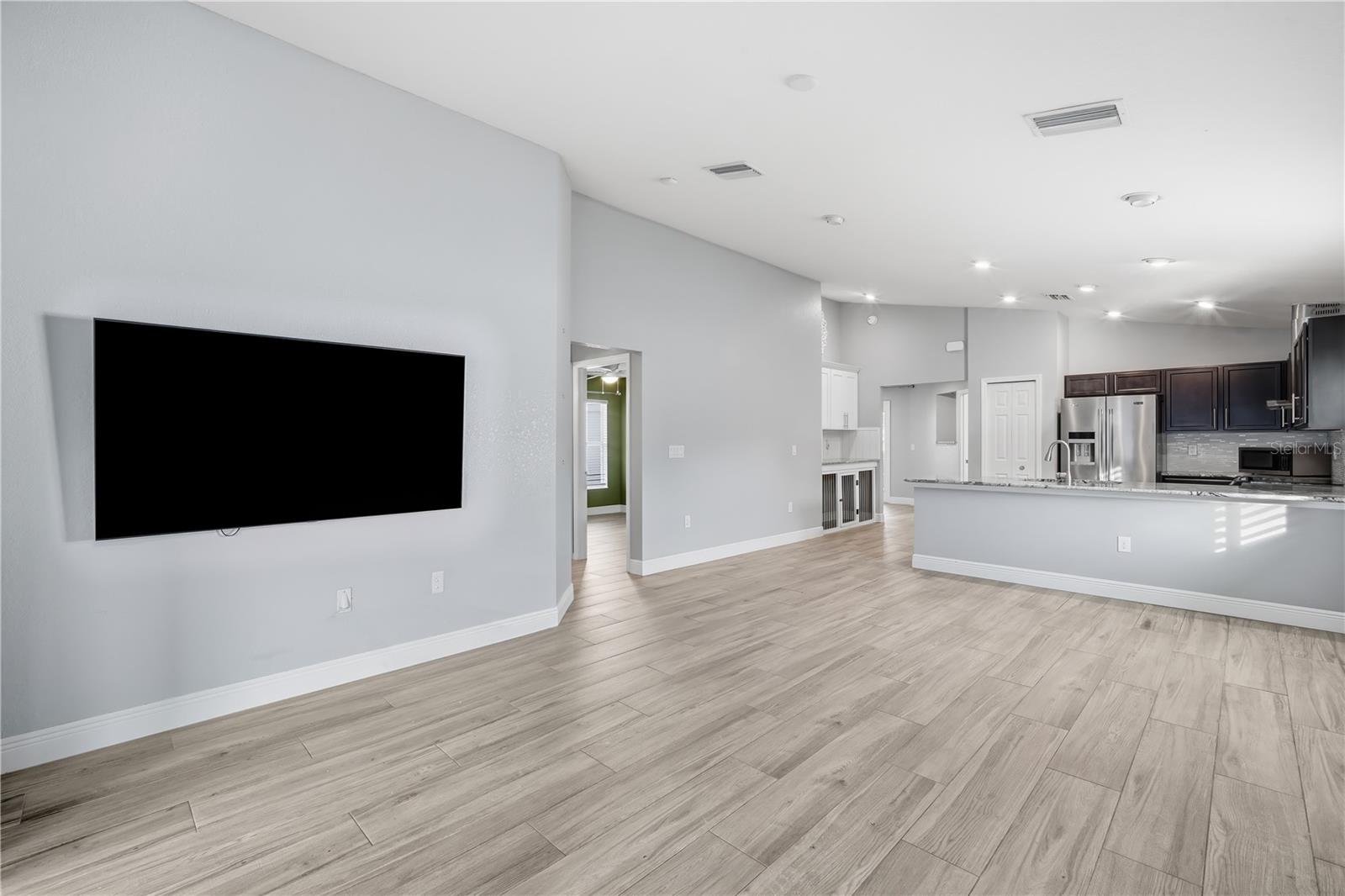 Image 11 of 25 For 1005 Chandler Snowden Court