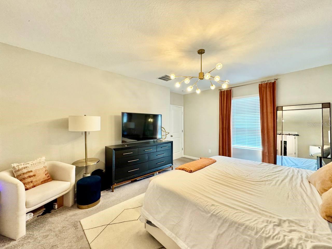 Listing photo id 20 for 7309 Canterbury Bells Court