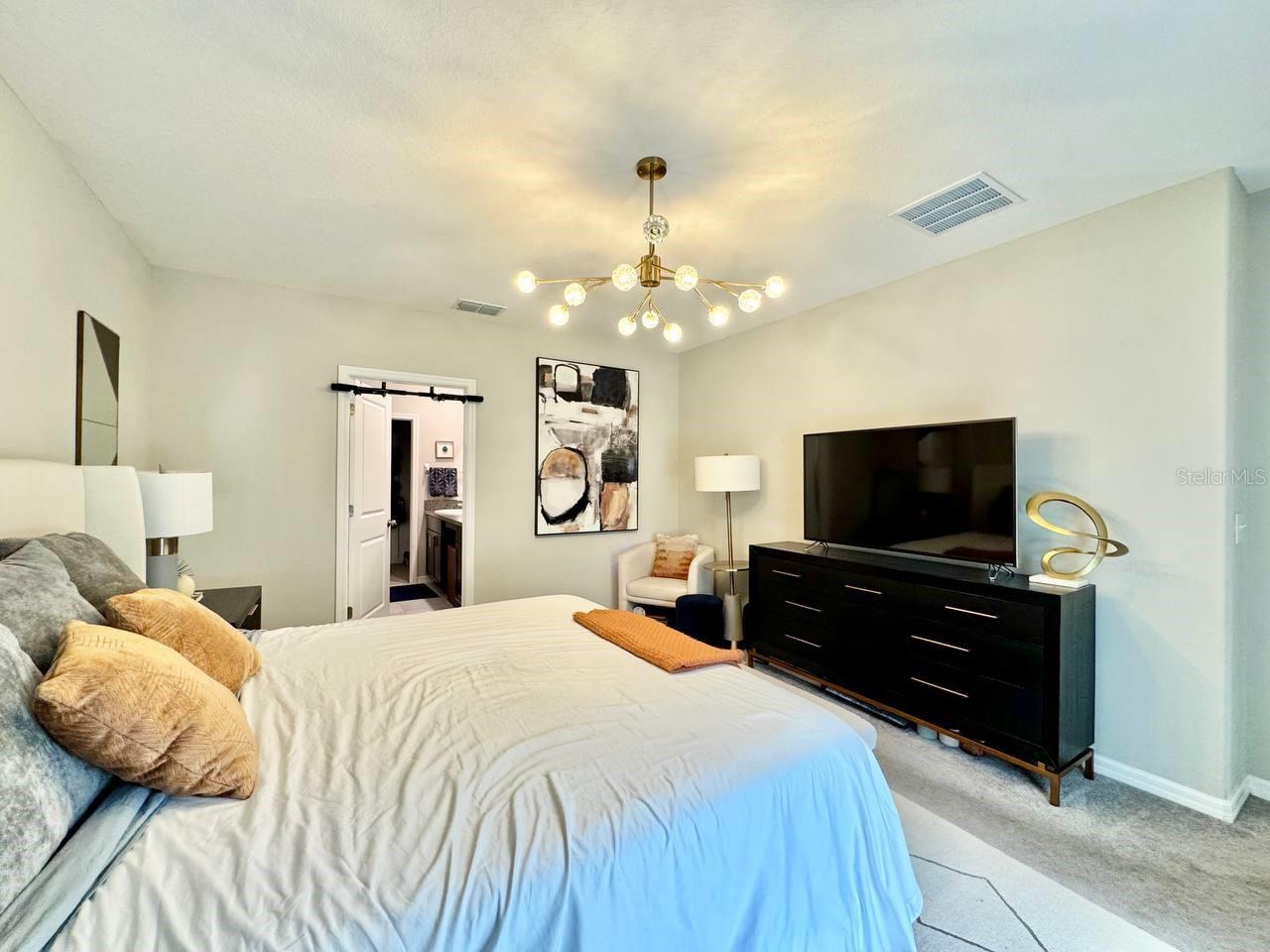 Listing photo id 22 for 7309 Canterbury Bells Court