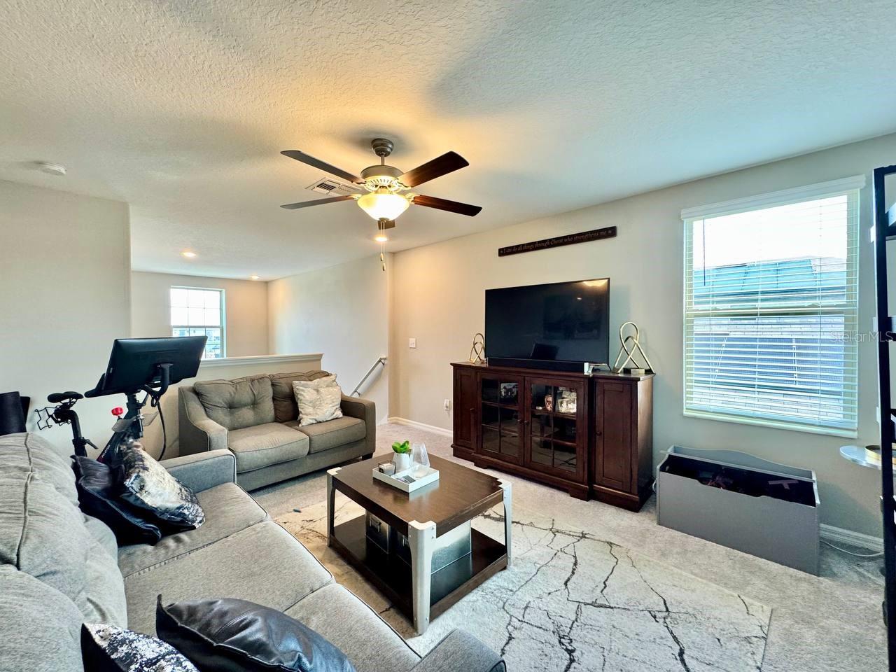 Listing photo id 30 for 7309 Canterbury Bells Court