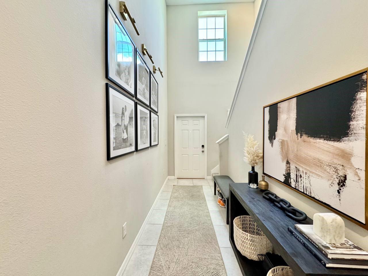 Listing photo id 3 for 7309 Canterbury Bells Court