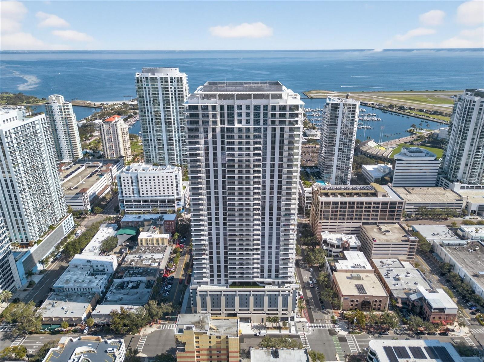 Details for 275 1st Avenue S 4202, ST PETERSBURG, FL 33701