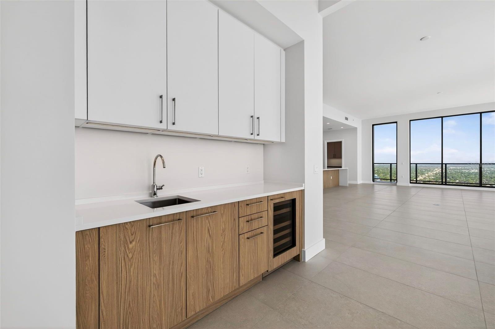 Image 33 of 70 For 275 1st Avenue S 4202