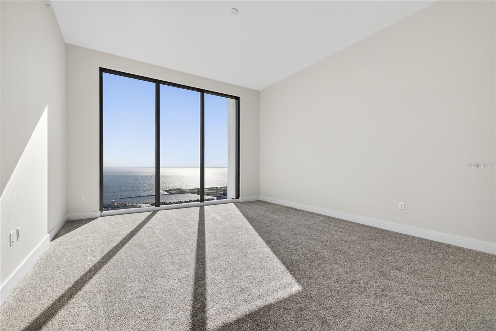 Image 34 of 70 For 275 1st Avenue S 4202