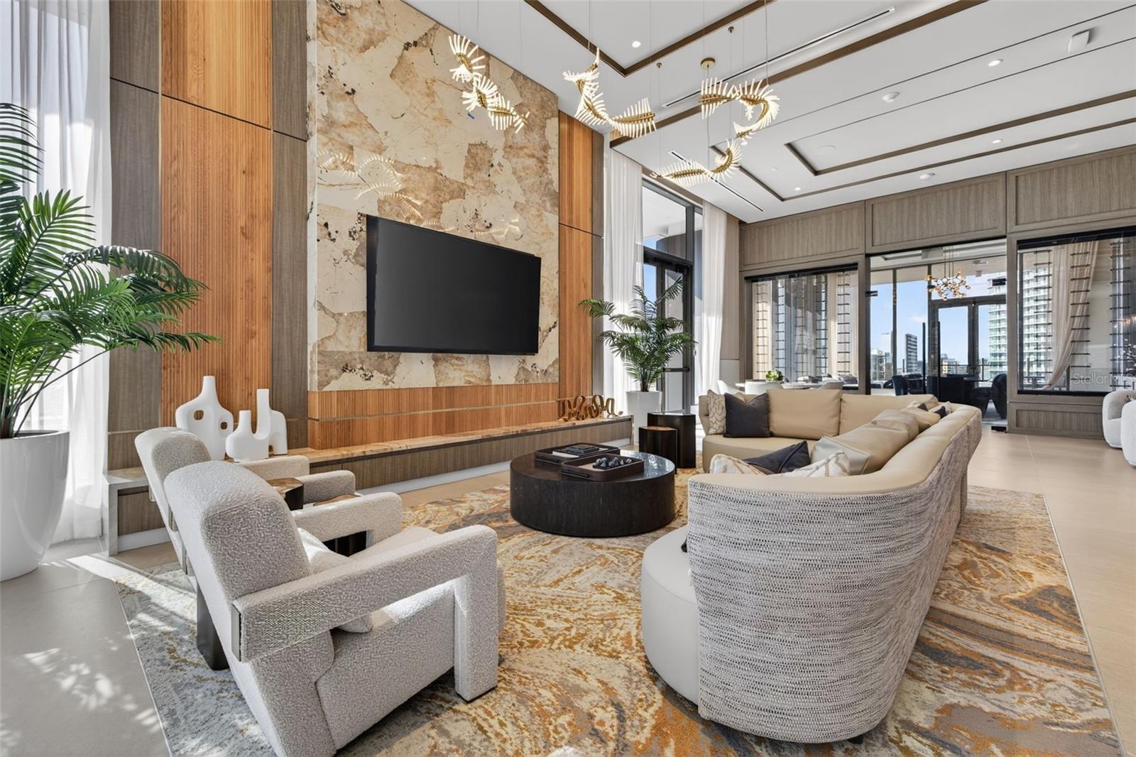 Image 48 of 70 For 275 1st Avenue S 4202