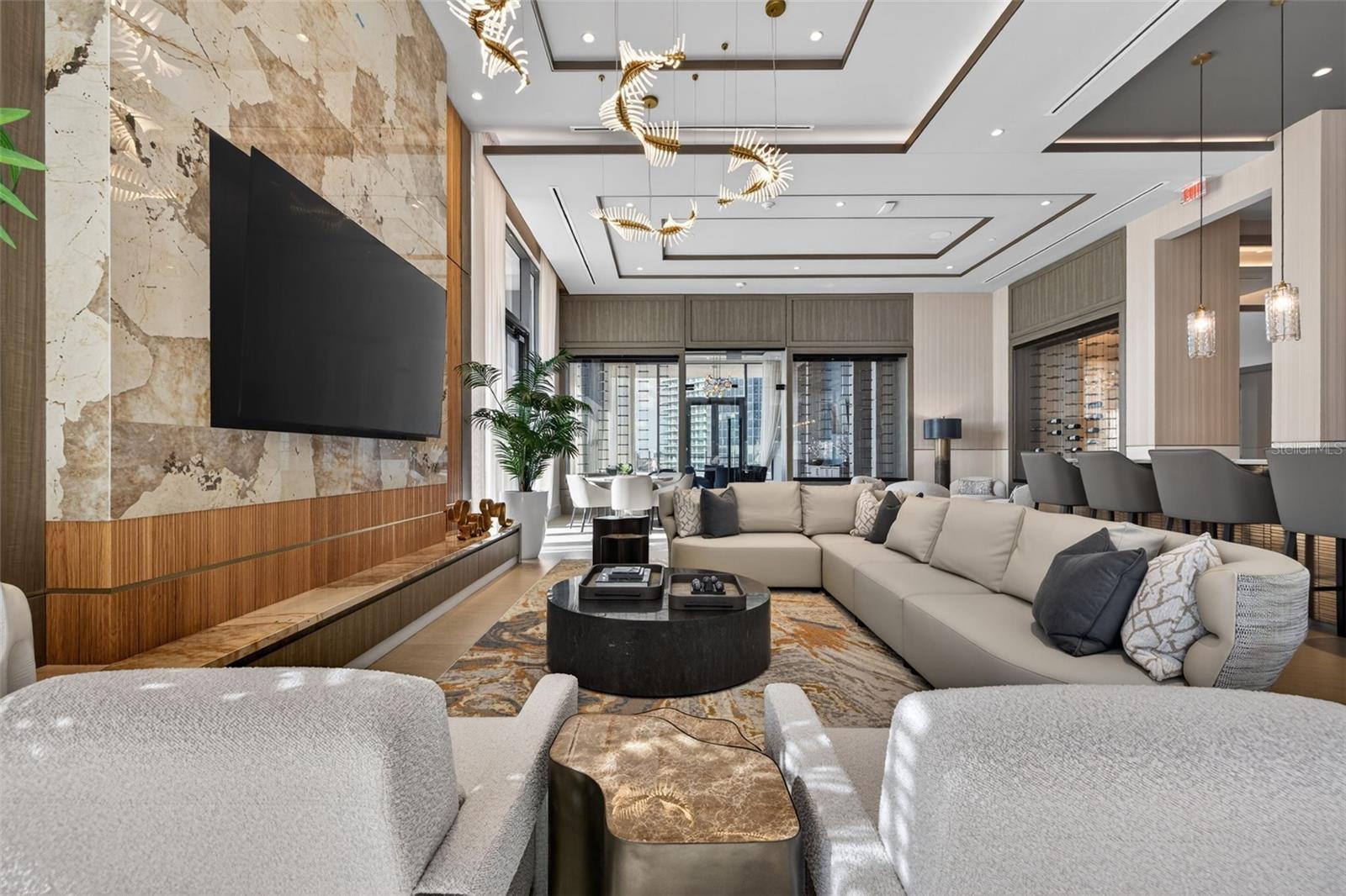 Image 49 of 70 For 275 1st Avenue S 4202