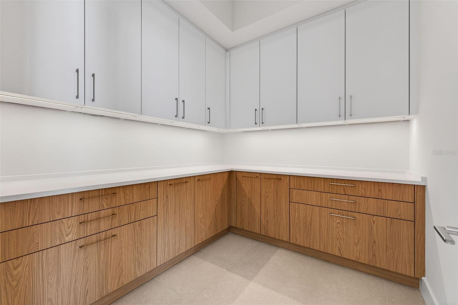 Image 5 of 70 For 275 1st Avenue S 4202