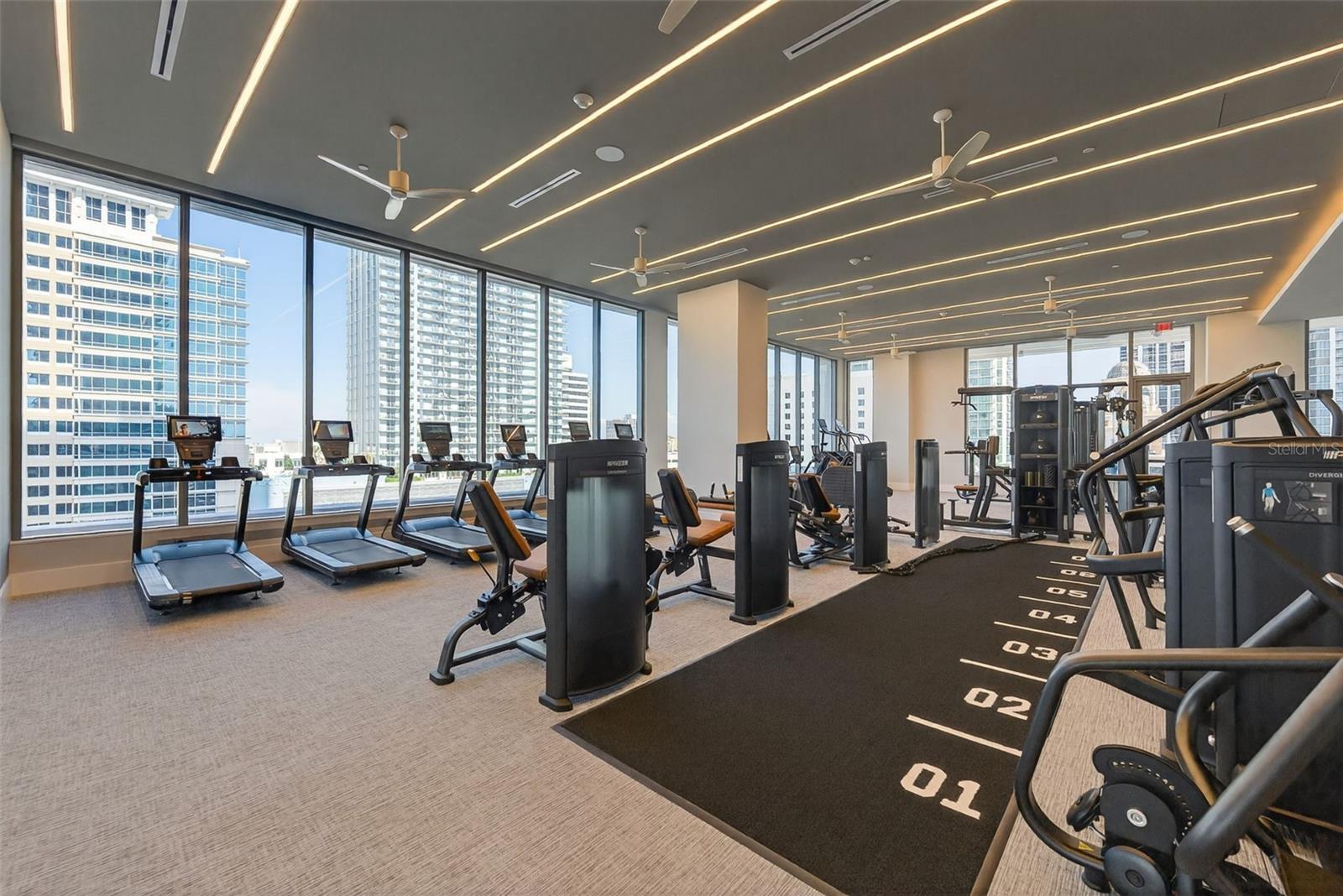 Image 56 of 70 For 275 1st Avenue S 4202