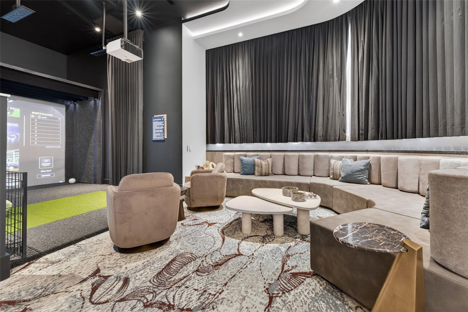 Image 60 of 70 For 275 1st Avenue S 4202