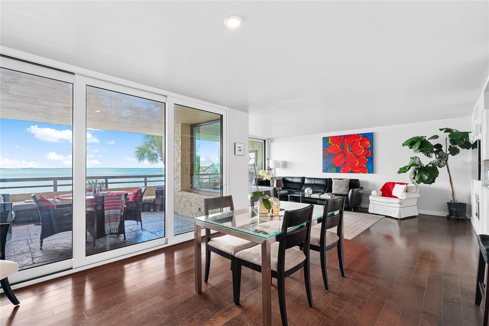 Image 13 of 41 For 5700 Mariner Street 304