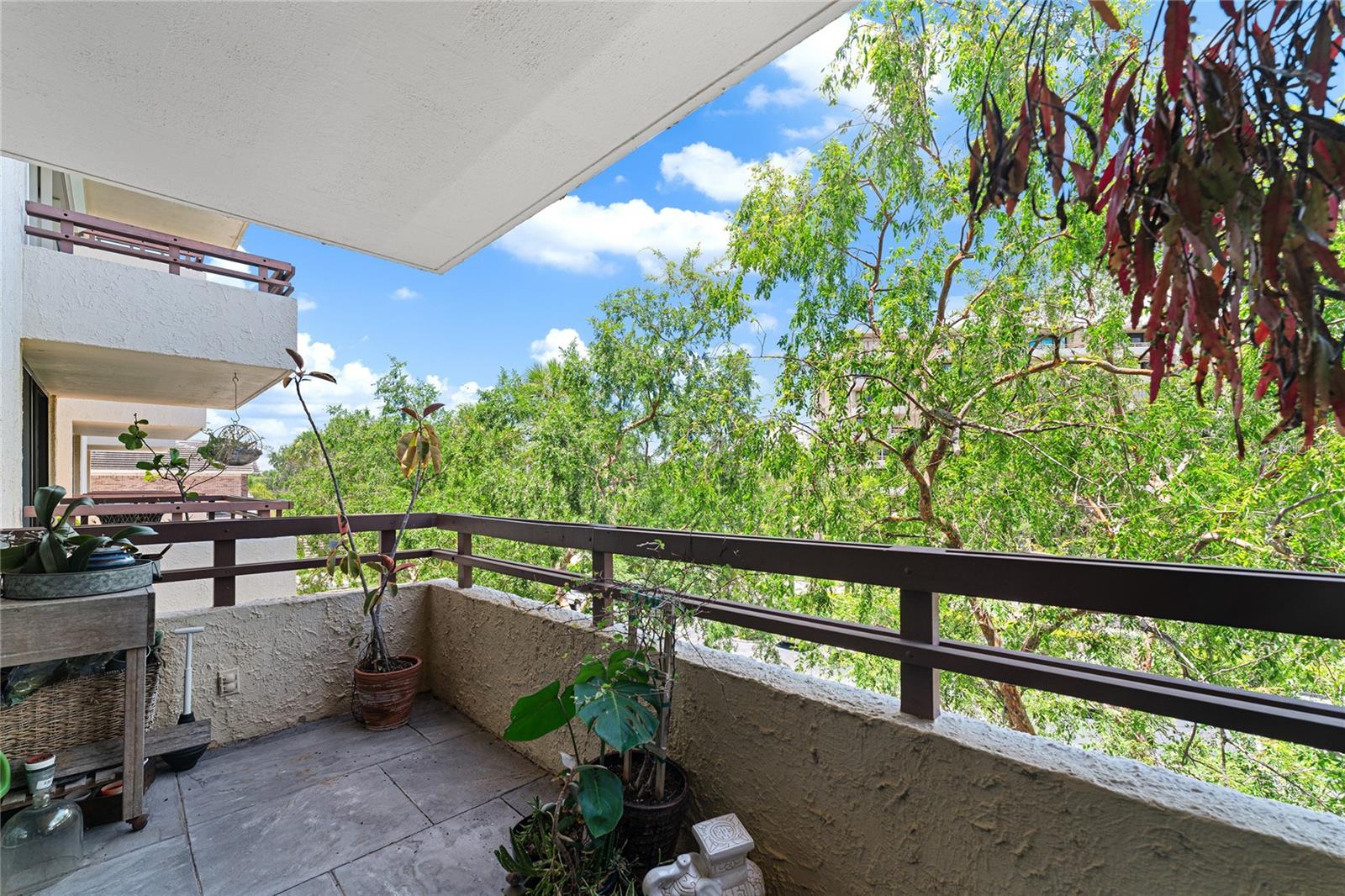 Image 27 of 41 For 5700 Mariner Street 304