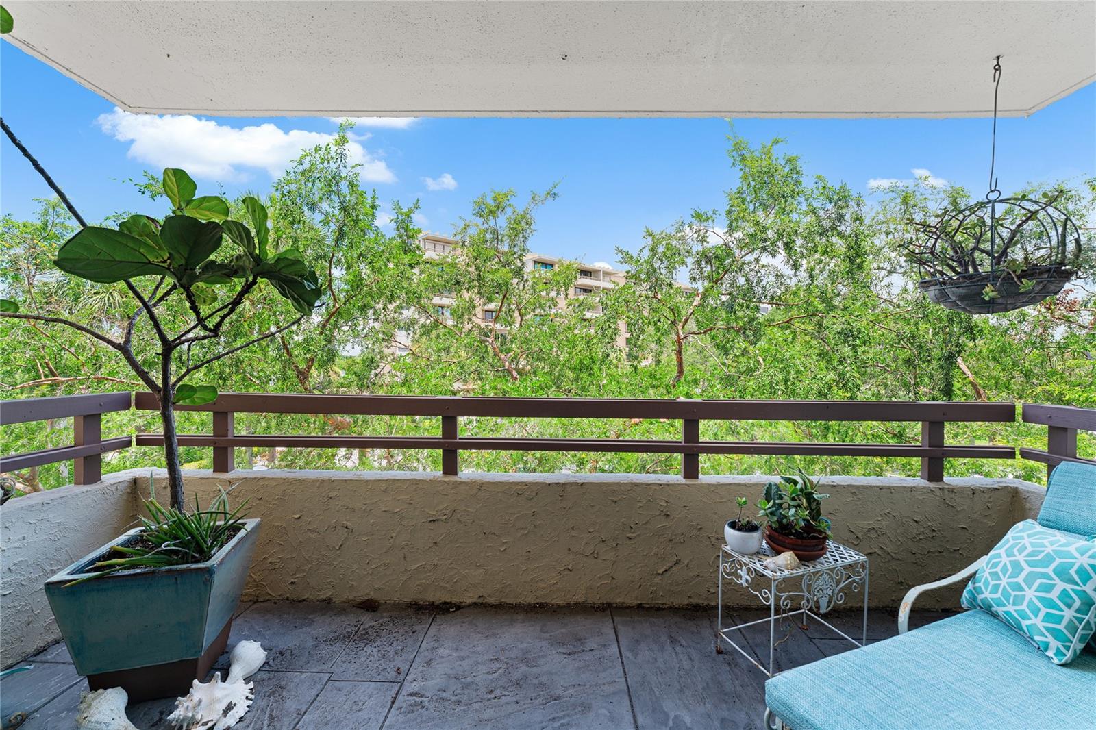 Image 33 of 41 For 5700 Mariner Street 304