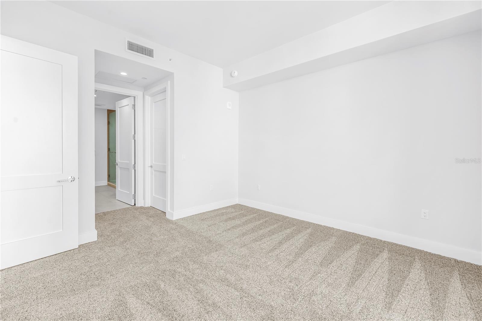 Image 13 of 68 For 275 1st Ave S  1608