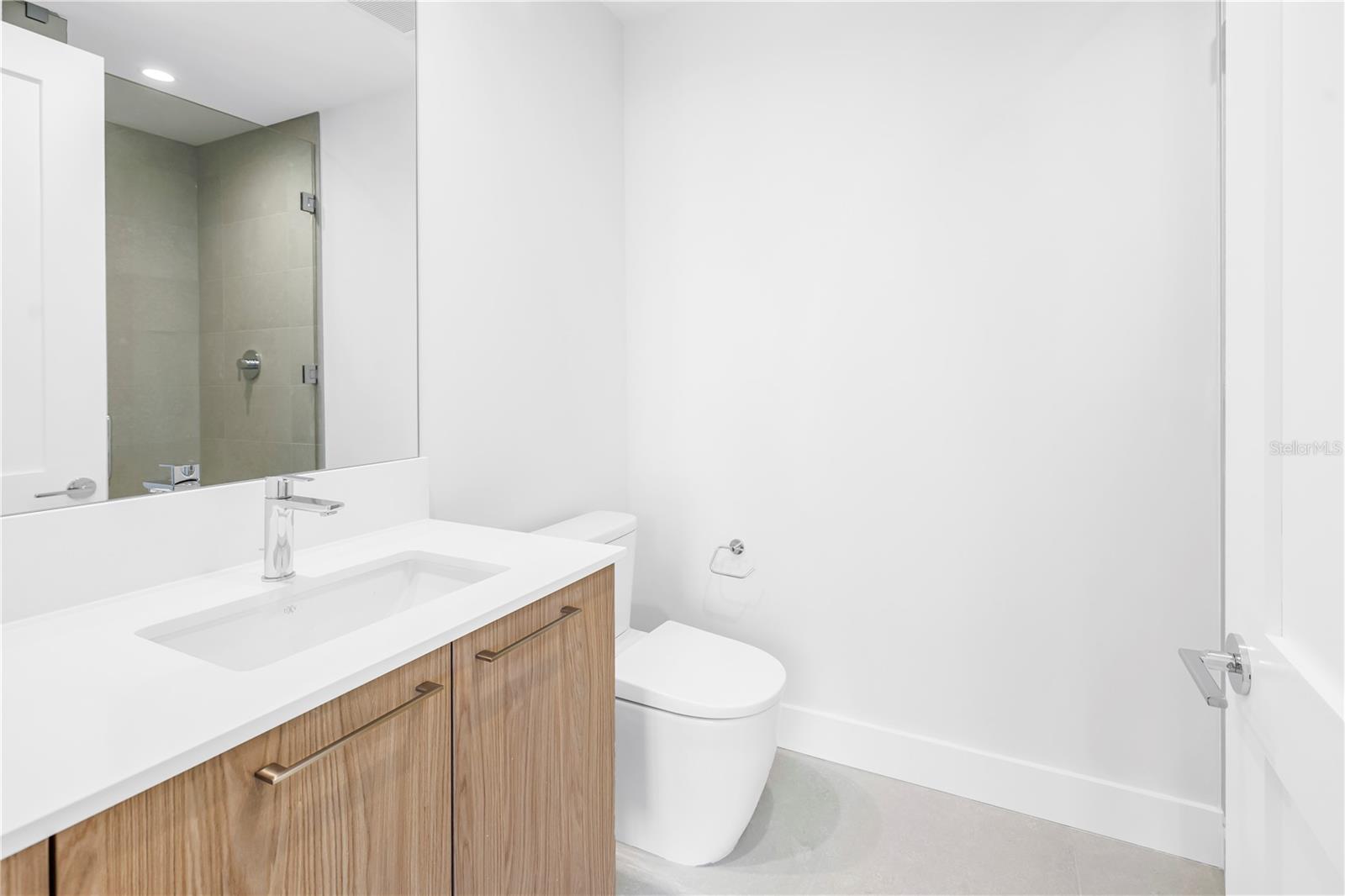 Image 22 of 68 For 275 1st Ave S  1608