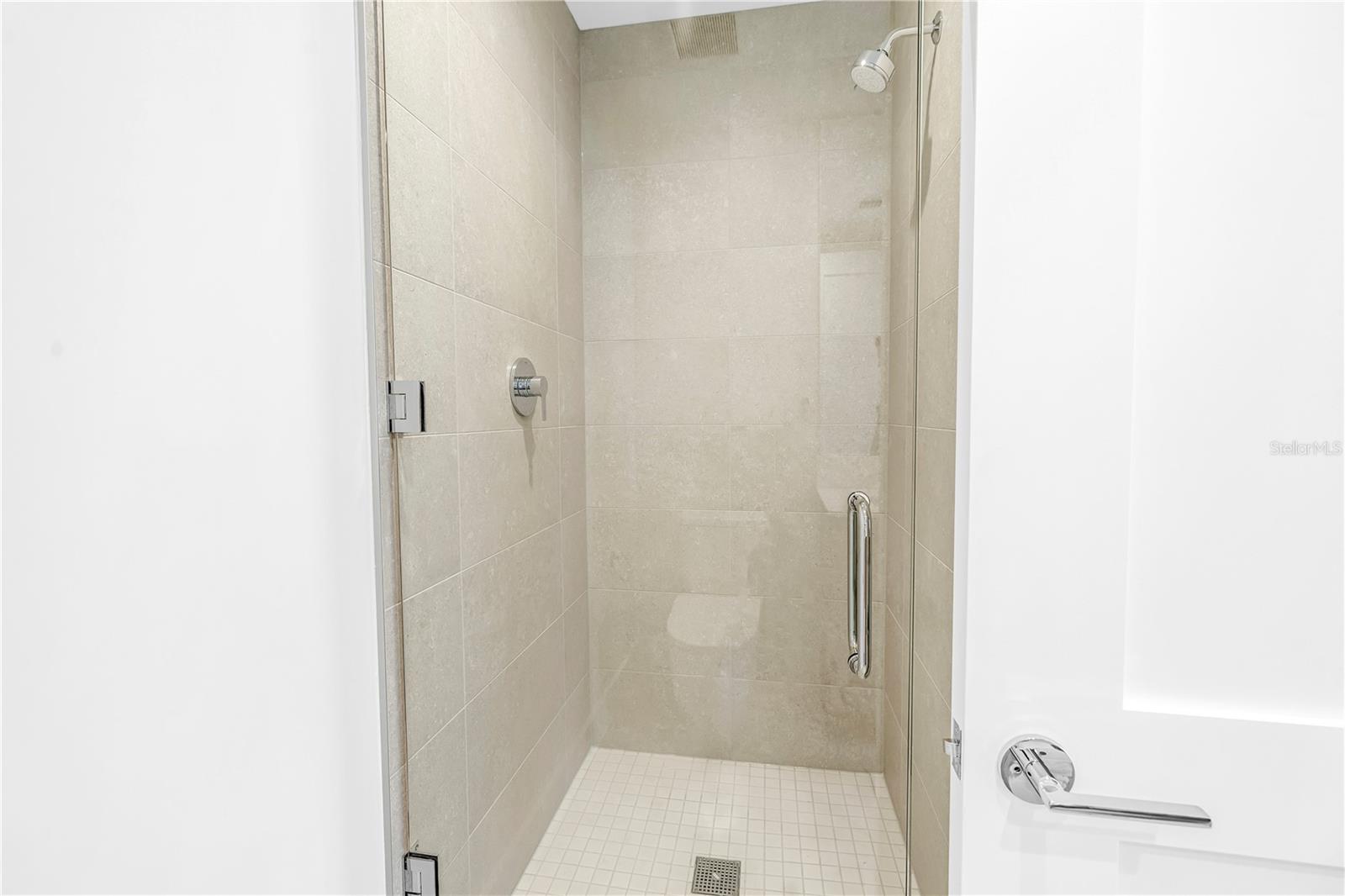 Image 23 of 68 For 275 1st Ave S  1608