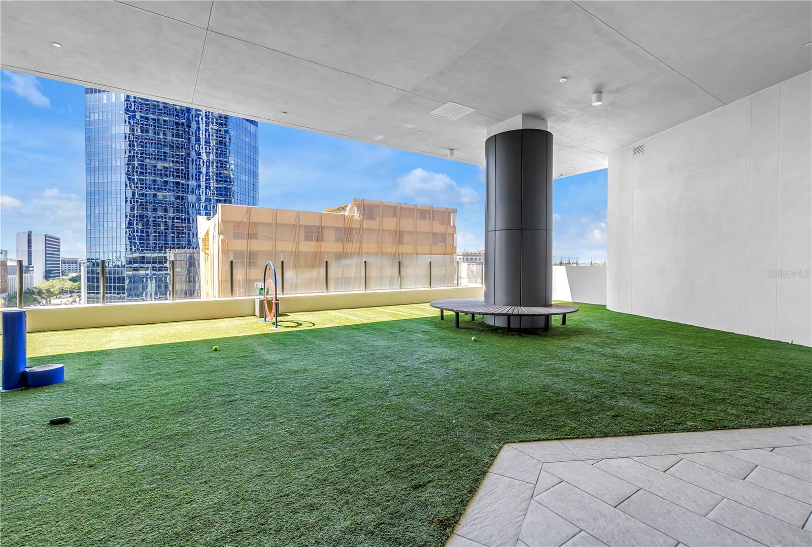 Image 44 of 68 For 275 1st Ave S  1608