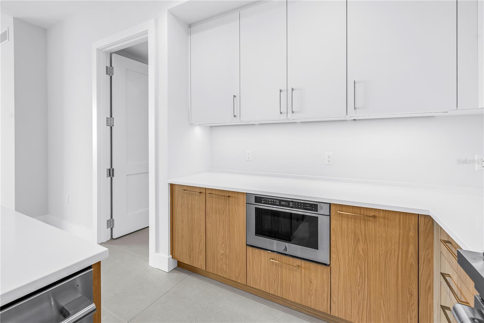 Image 5 of 68 For 275 1st Ave S  1608