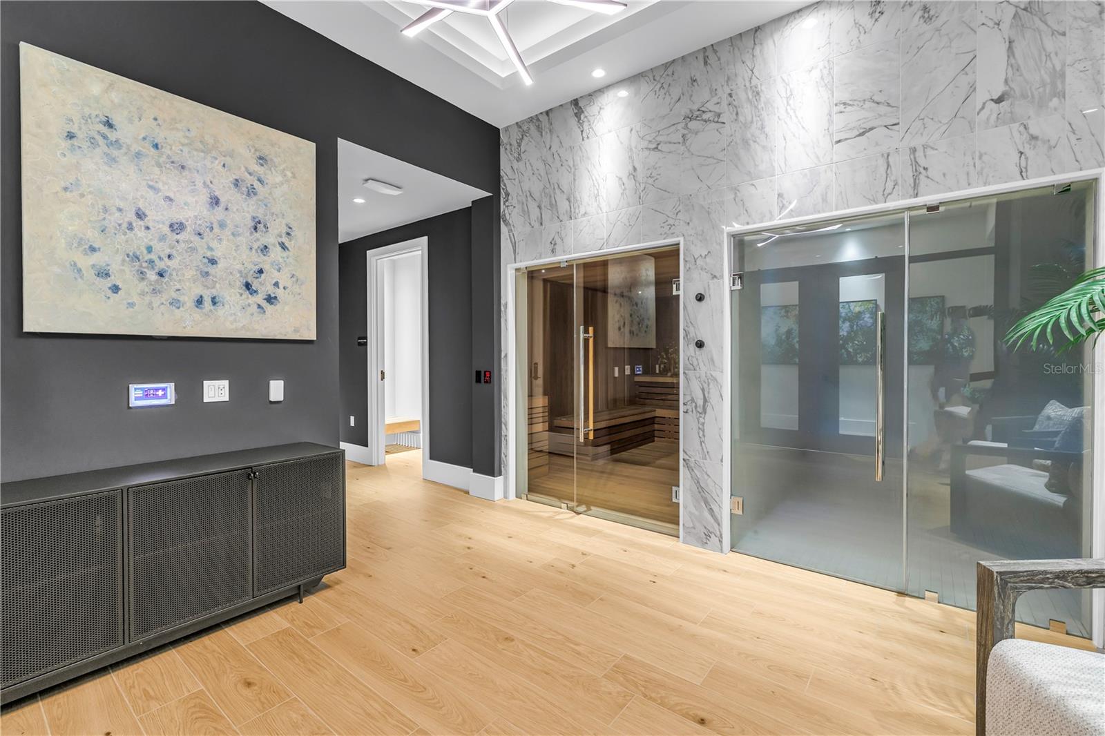 Image 56 of 68 For 275 1st Ave S  1608