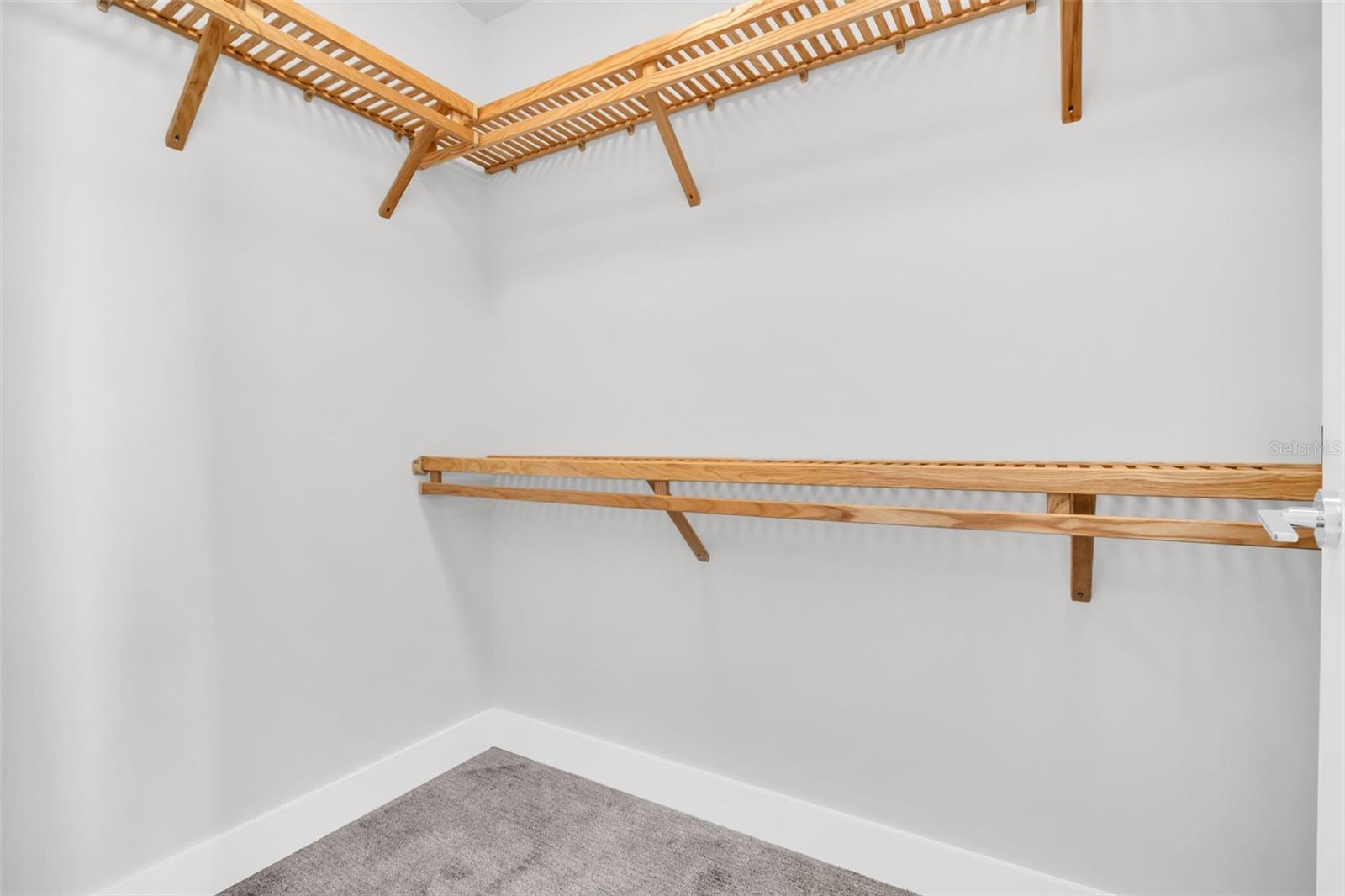 Image 30 of 100 For 301 1st Street S 903