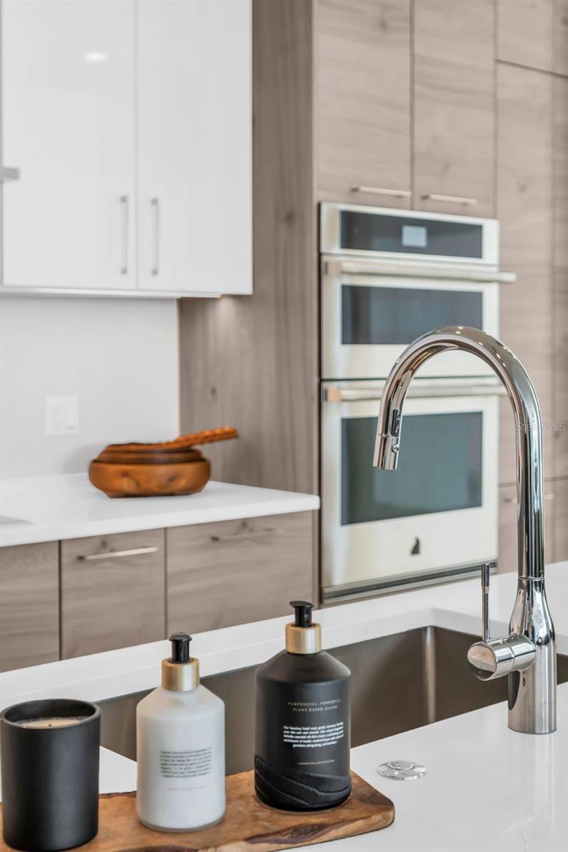 Image 33 of 100 For 301 1st Street S 903