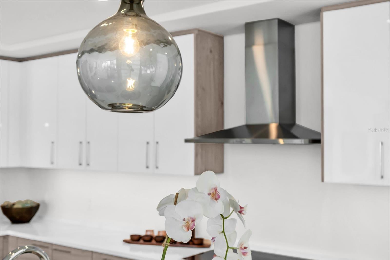 Image 34 of 100 For 301 1st Street S 903