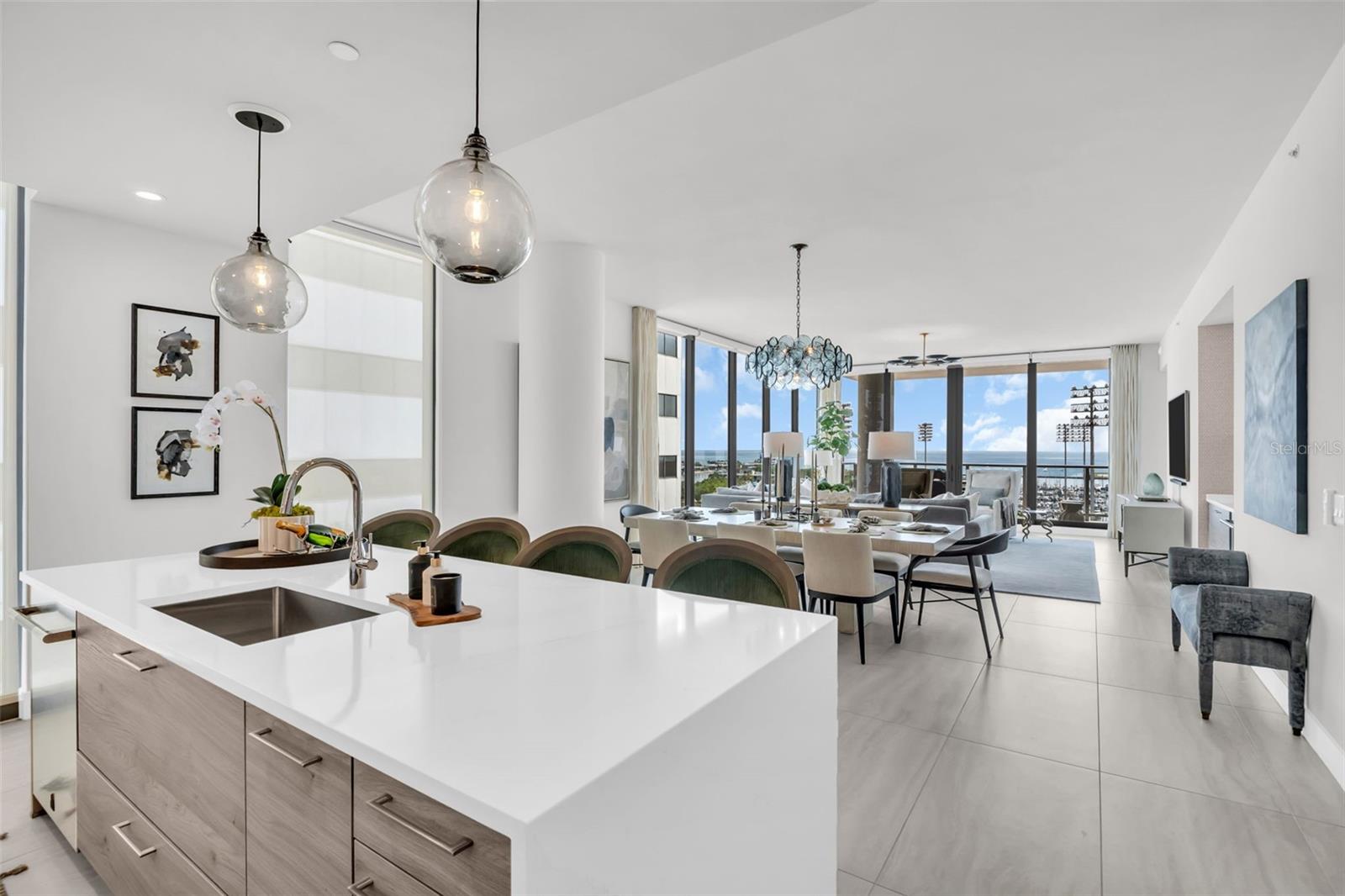 Image 4 of 100 For 301 1st Street S 903