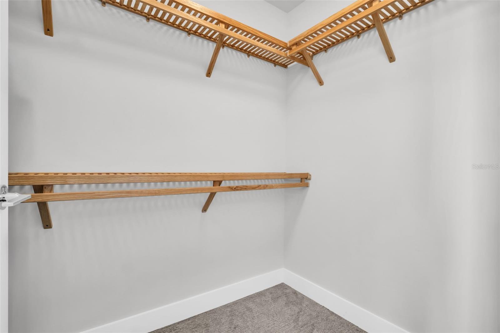 Image 48 of 100 For 301 1st Street S 903