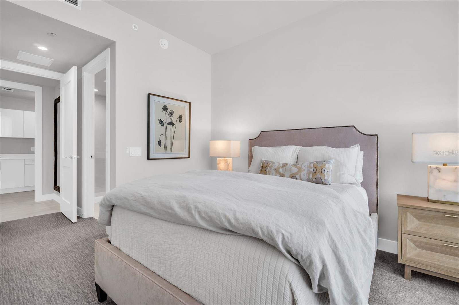 Image 67 of 100 For 301 1st Street S 903