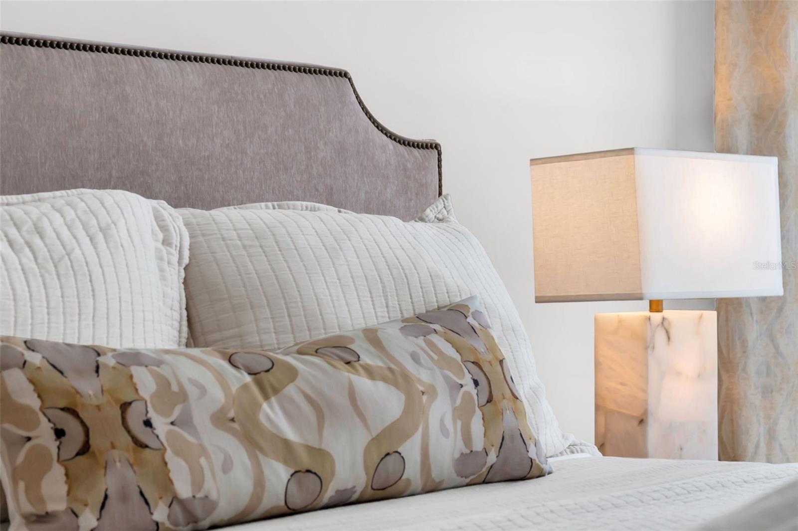 Image 72 of 100 For 301 1st Street S 903