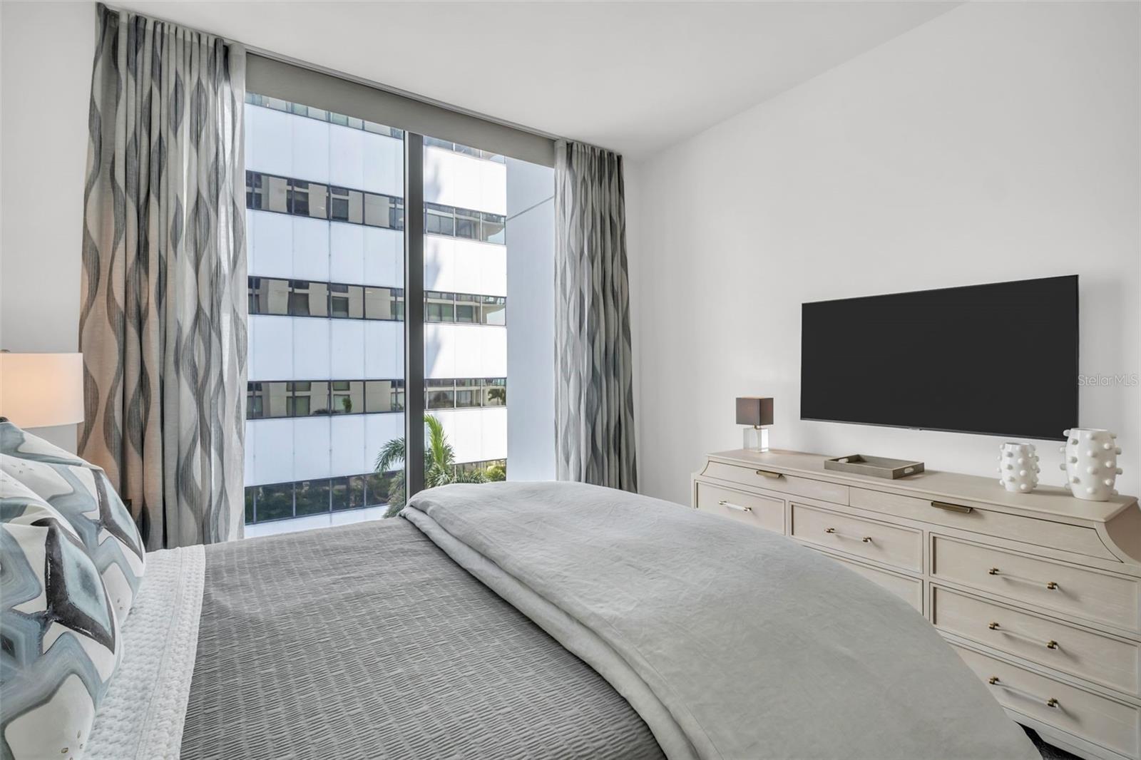 Image 76 of 100 For 301 1st Street S 903