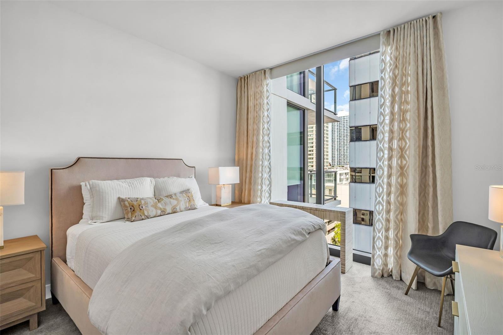 Image 77 of 100 For 301 1st Street S 903