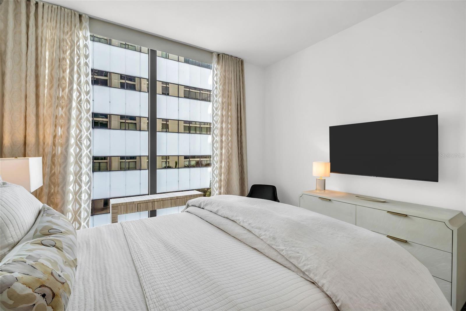 Image 78 of 100 For 301 1st Street S 903