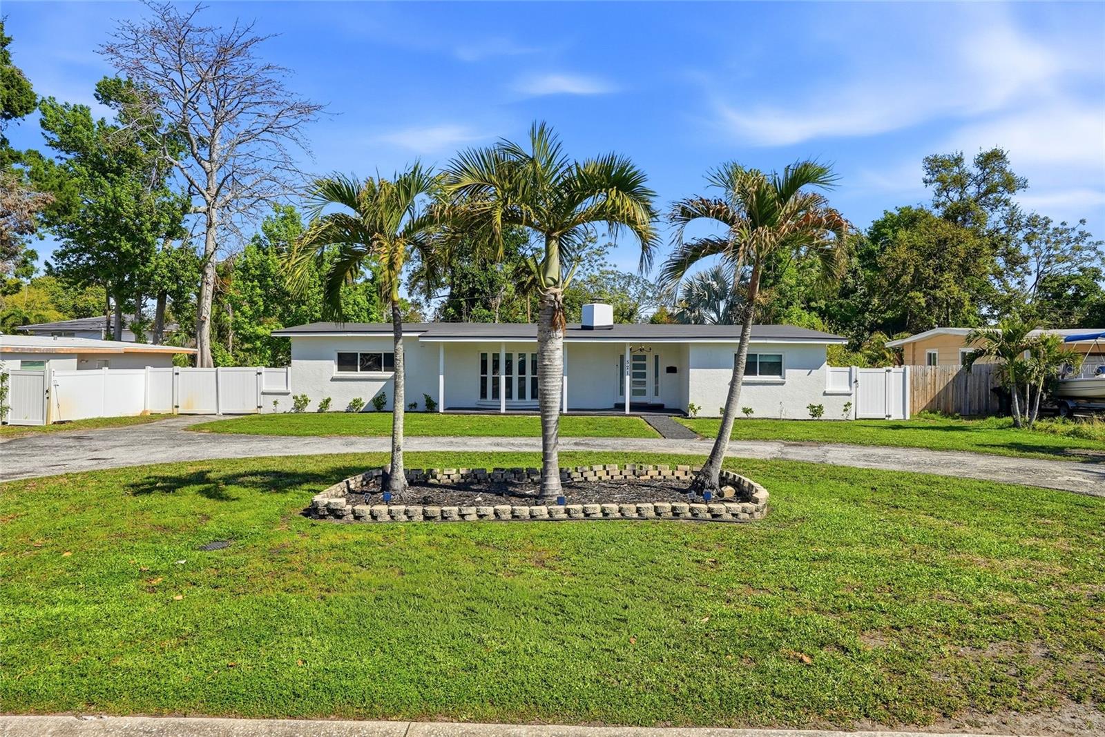 Image 2 of 49 For 521 51st Avenue S