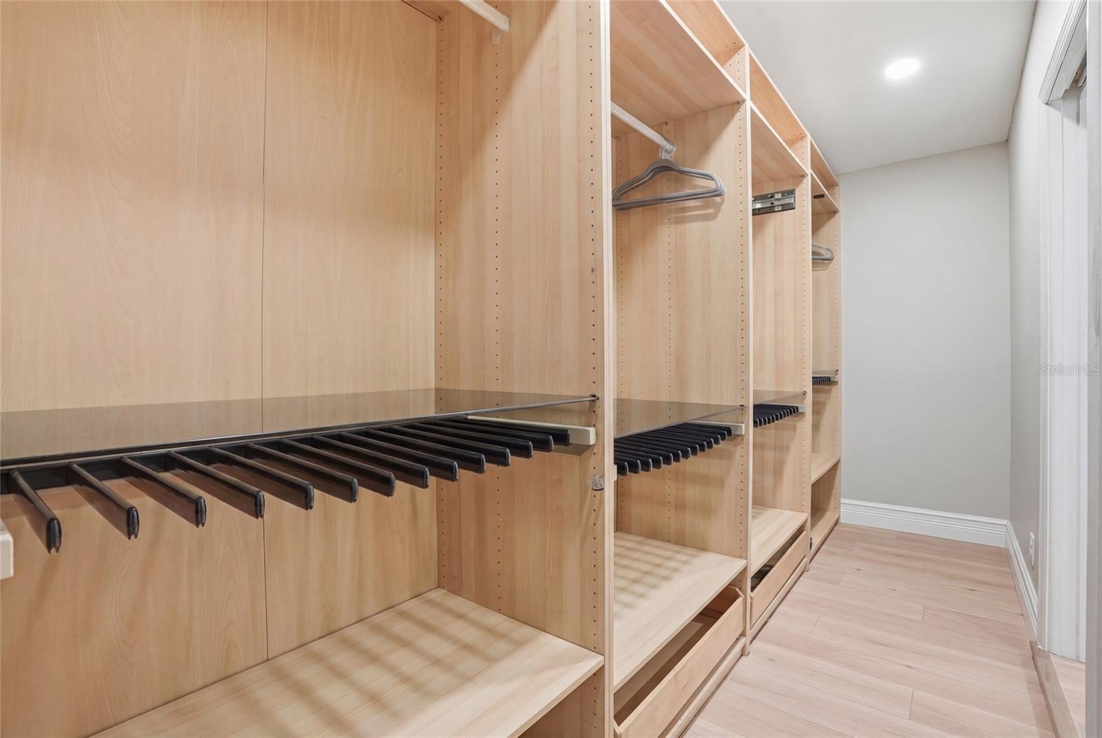 Image 27 of 49 For 521 51st Avenue S