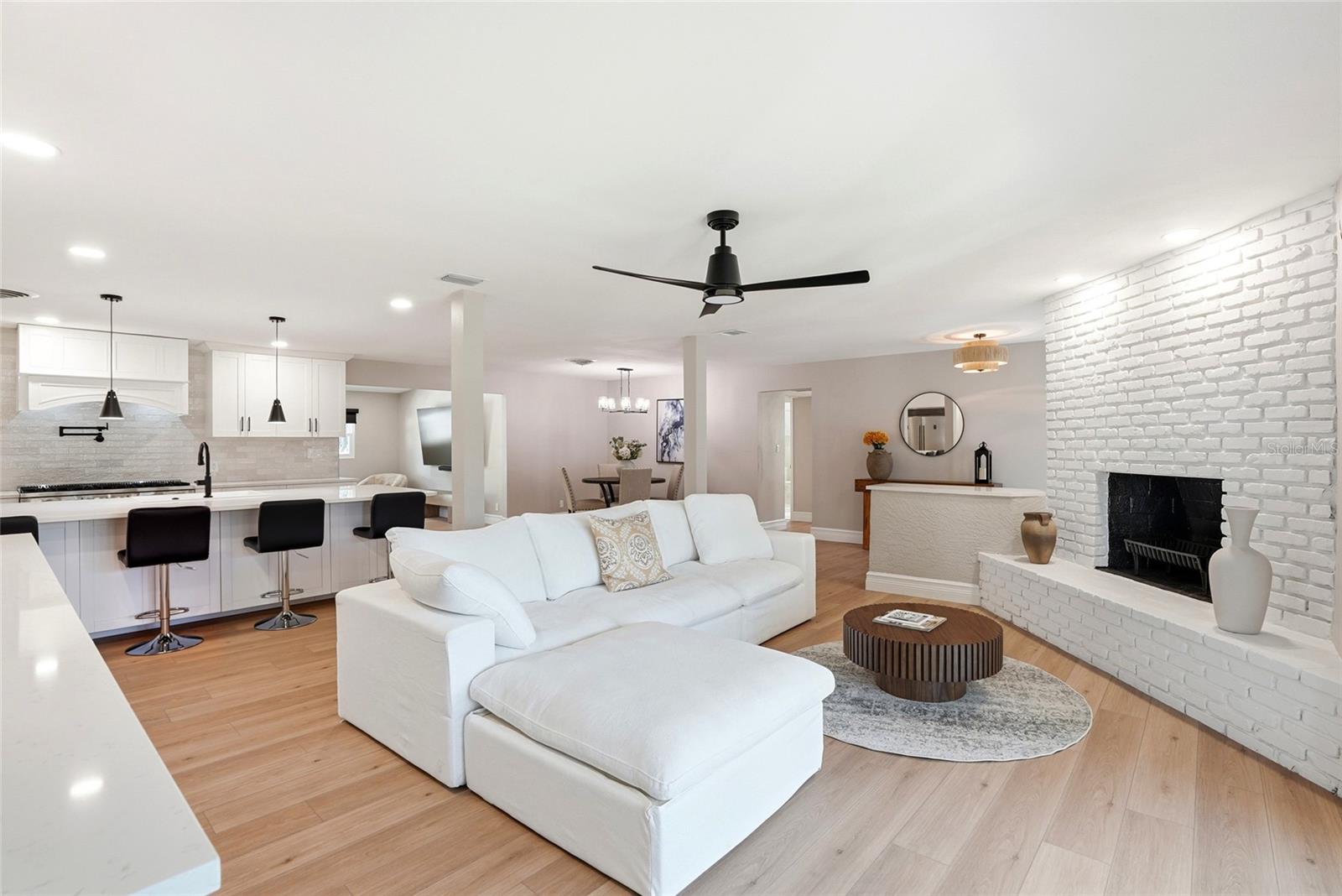 Image 7 of 49 For 521 51st Avenue S