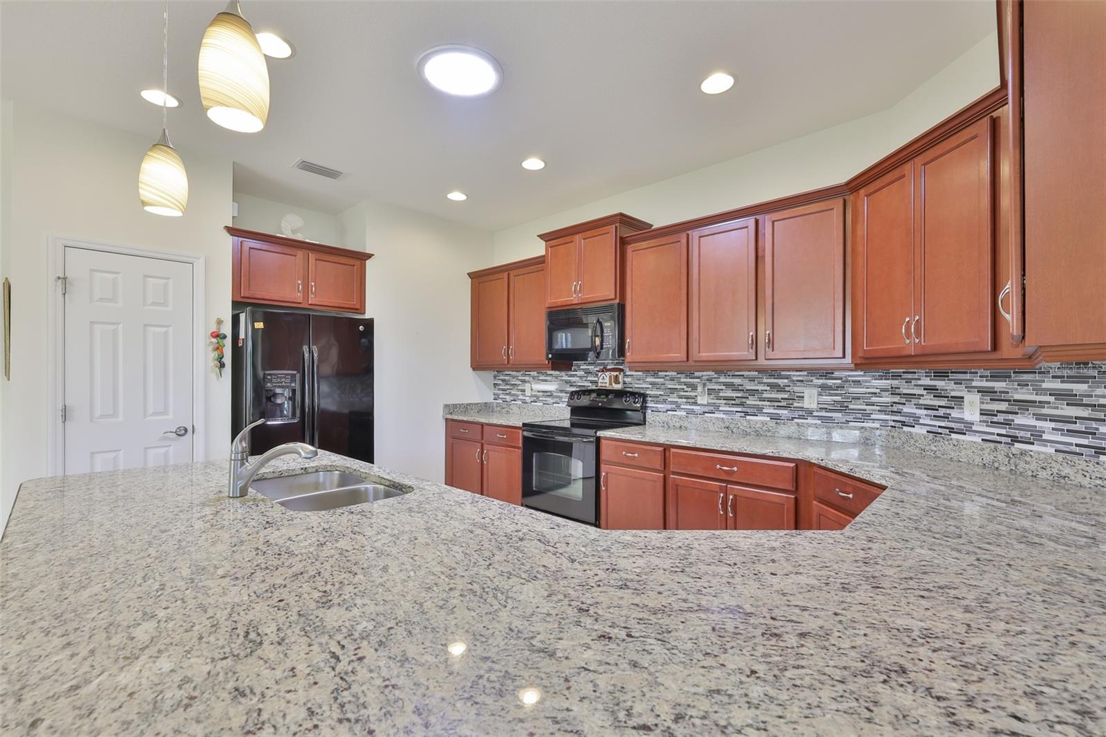 Image 19 of 58 For 2423 Richmond Greens Court