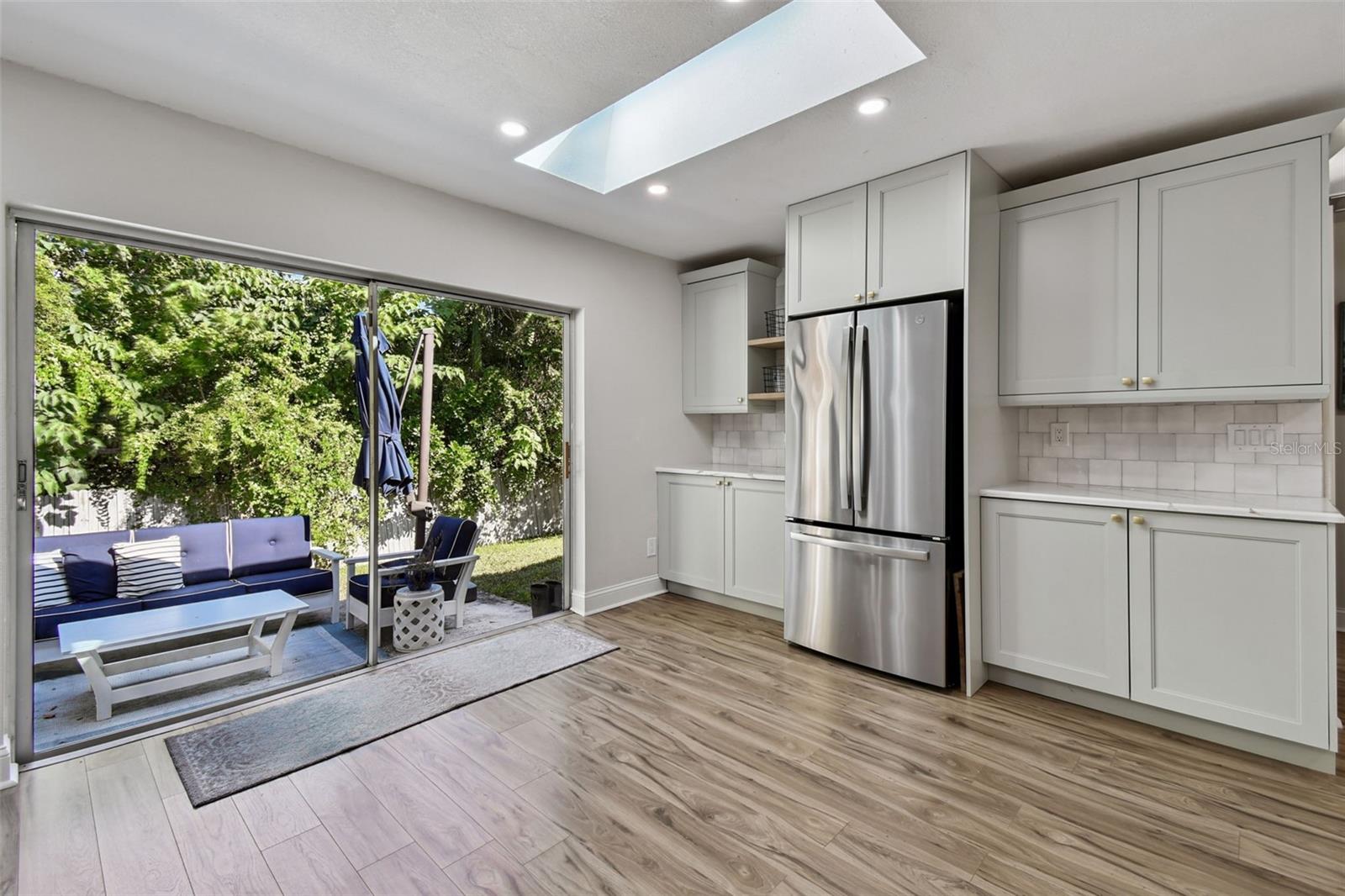 Image 20 of 81 For 34 Harbor Oaks Circle