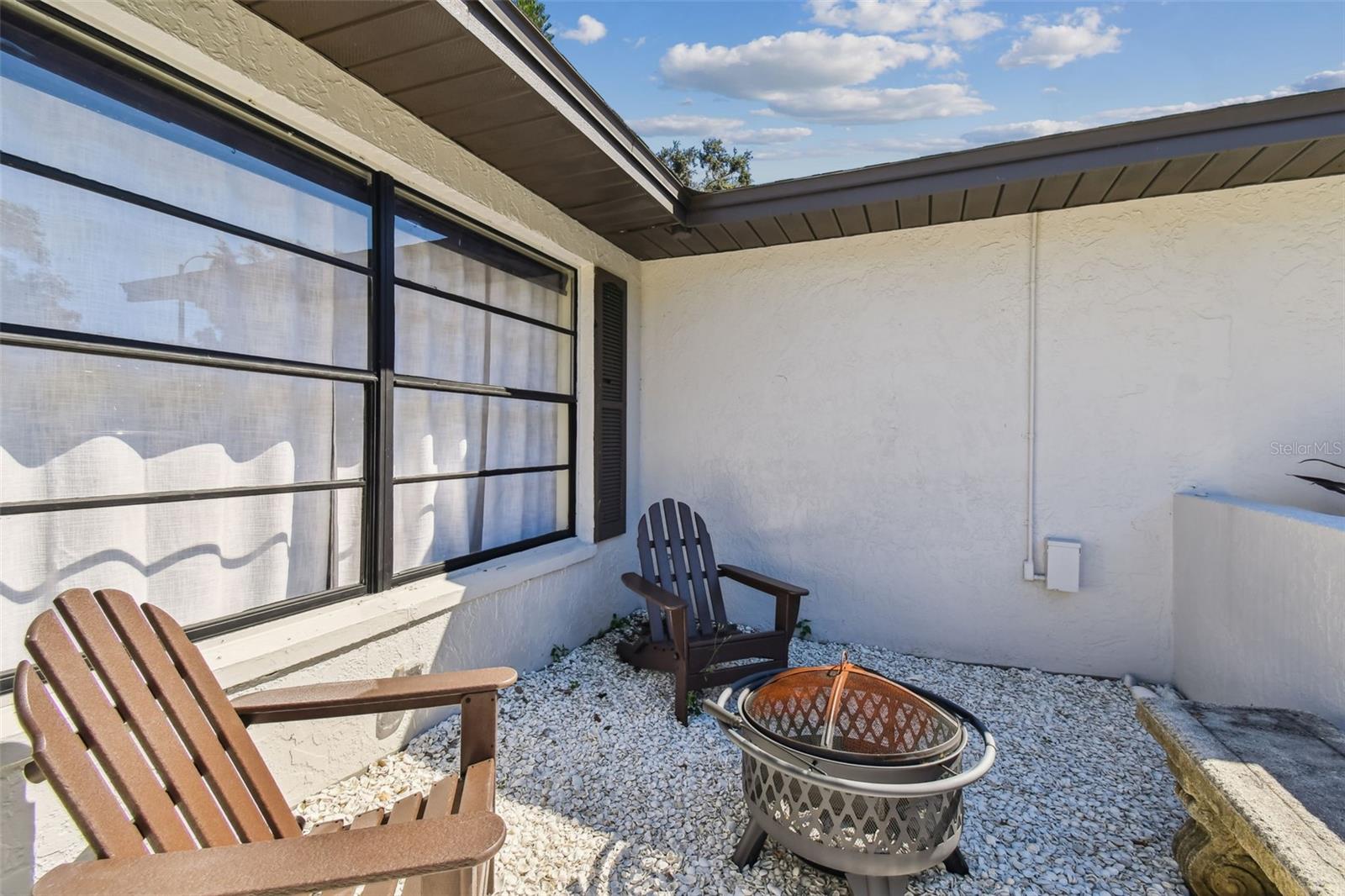 Image 4 of 81 For 34 Harbor Oaks Circle