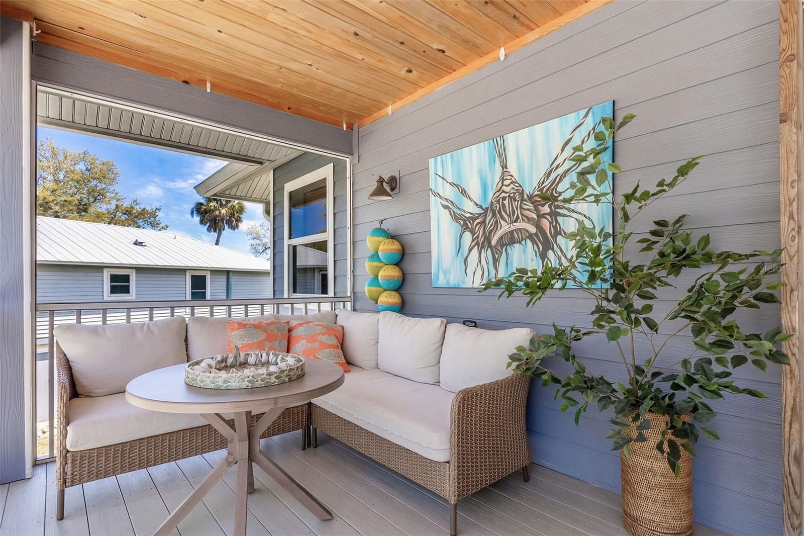 Image 12 of 42 For 7655 Myrsine Circle