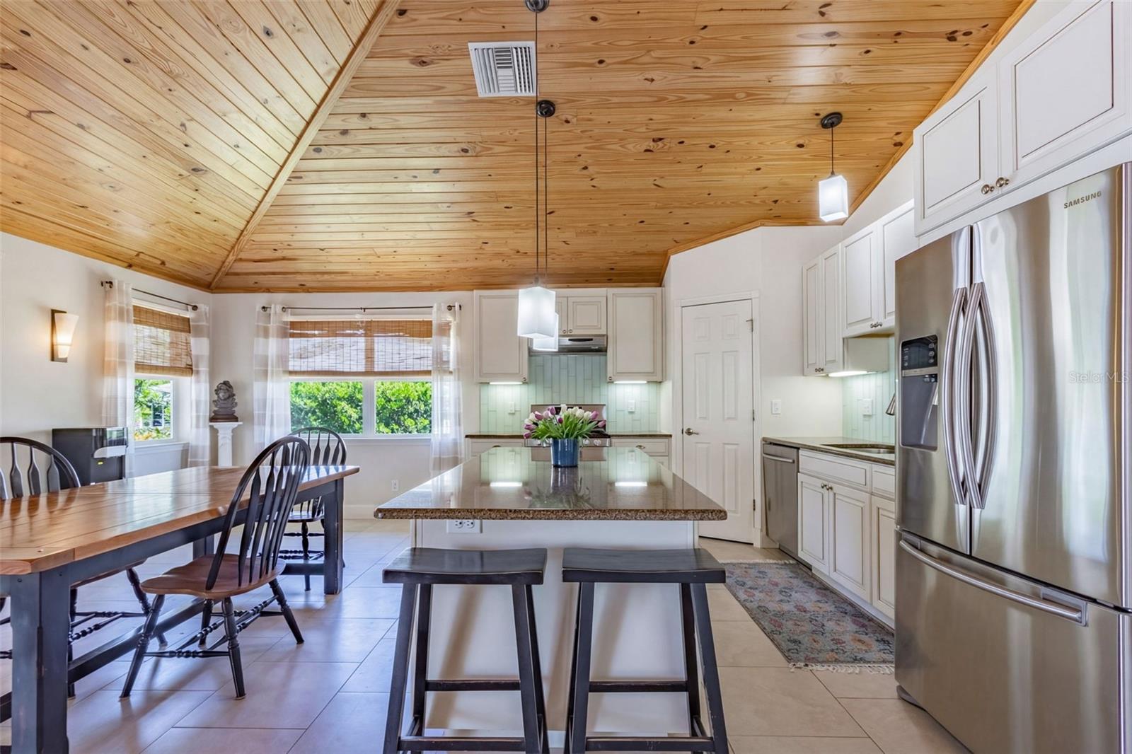 Image 20 of 42 For 7655 Myrsine Circle