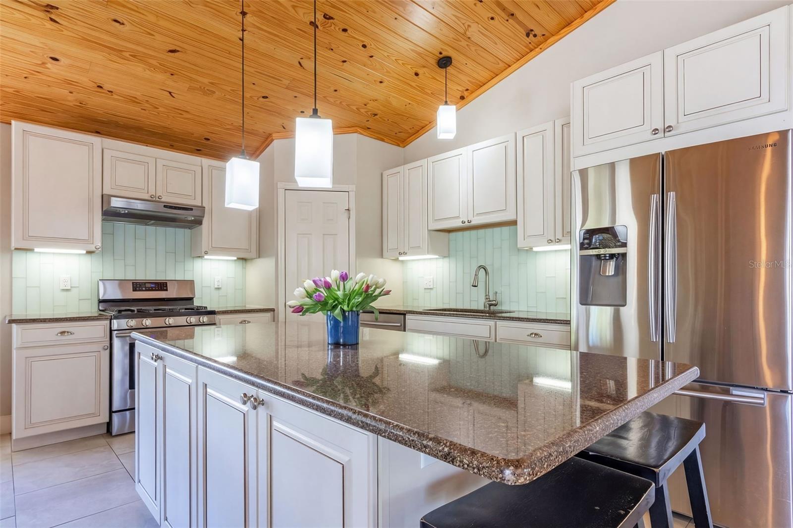 Image 22 of 42 For 7655 Myrsine Circle