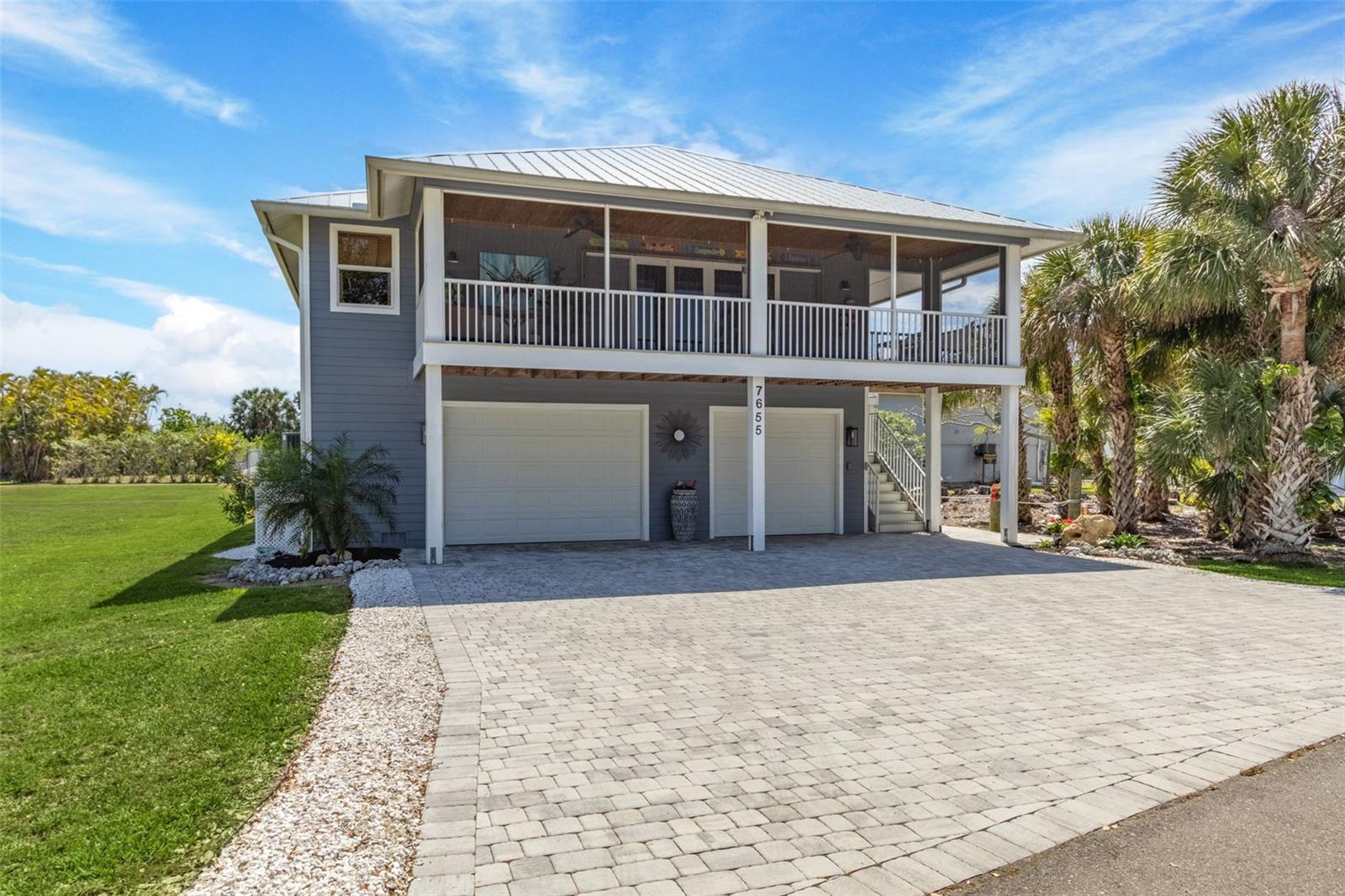 Image 3 of 42 For 7655 Myrsine Circle