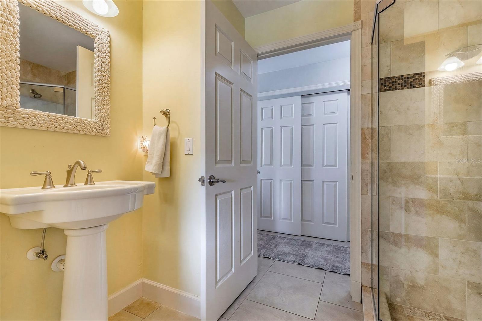 Image 33 of 42 For 7655 Myrsine Circle