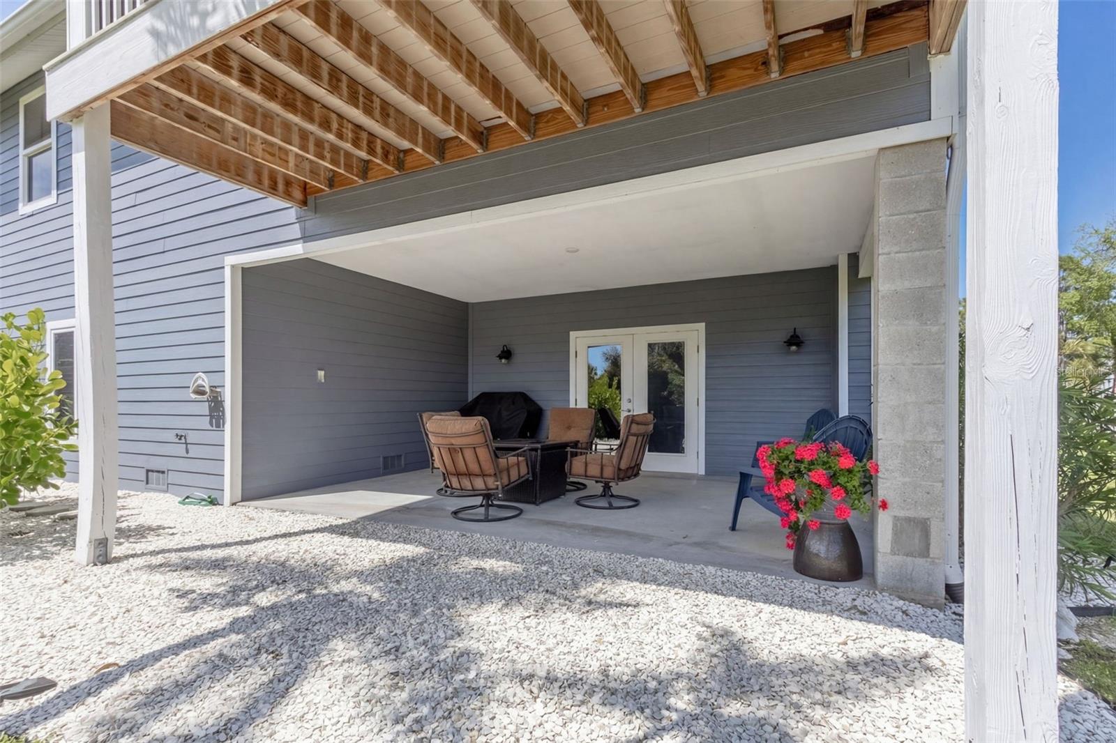 Image 9 of 42 For 7655 Myrsine Circle